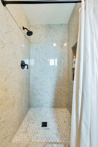 6003 Telesco Way, Carmichael, CA 95608