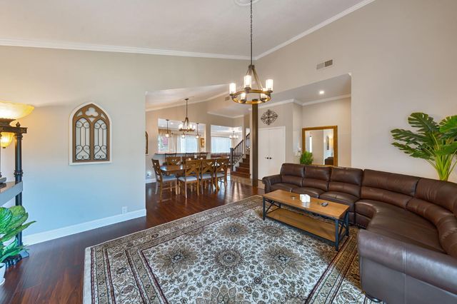 6003 Telesco Way, Carmichael, CA 95608