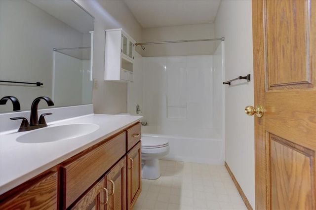 1016 Willow River Road, North Hudson, WI 54016