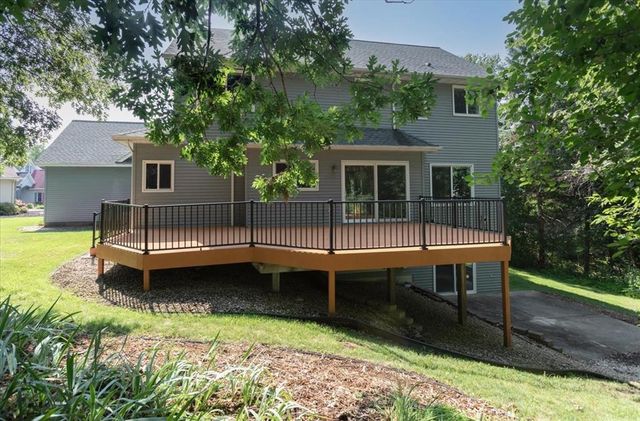 1016 Willow River Road, North Hudson, WI 54016