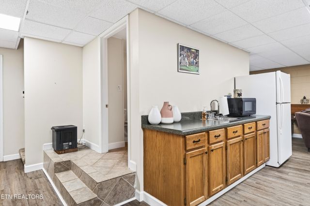 4015 Baxter Rd, Baxter, TN 38544