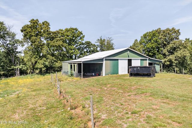 4015 Baxter Rd, Baxter, TN 38544