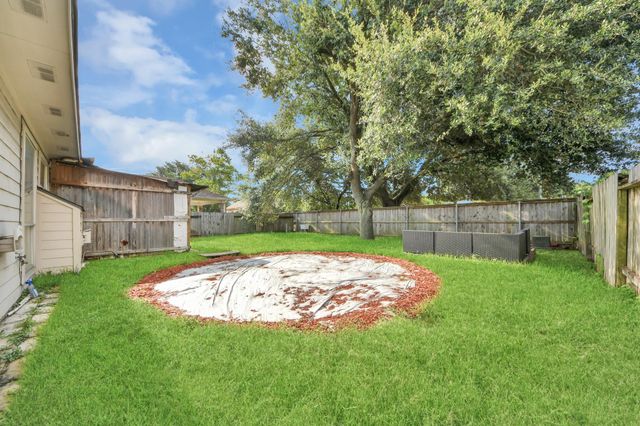 13515 Scarab Drive, Houston, TX 77041