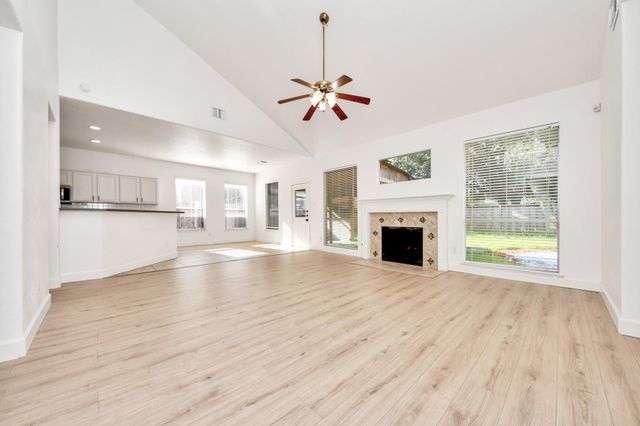 13515 Scarab Drive, Houston, TX 77041