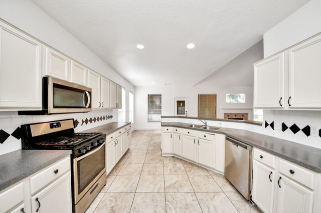 13515 Scarab Drive, Houston, TX 77041