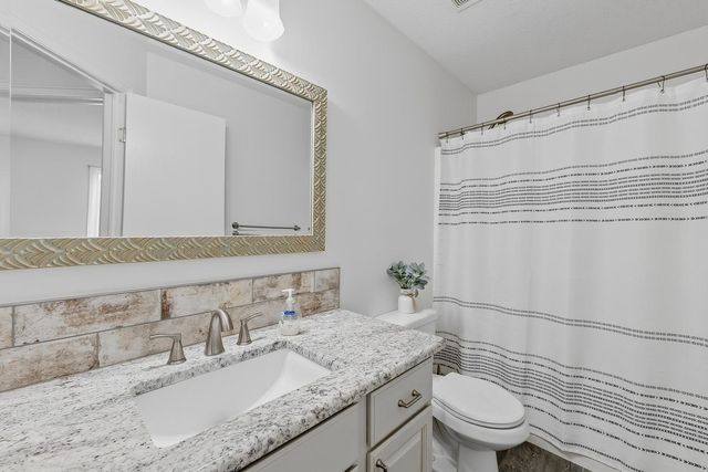7806 E Champions Cir, Wichita, KS 67226