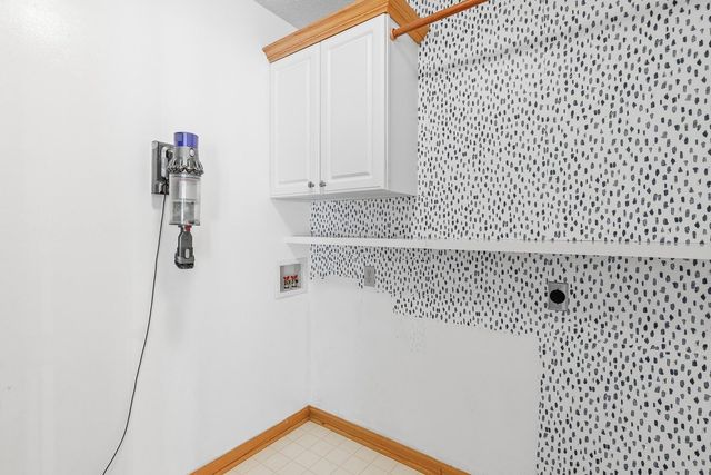 7806 E Champions Cir, Wichita, KS 67226