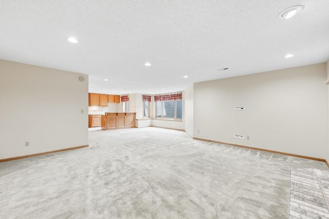 7806 E Champions Cir, Wichita, KS 67226
