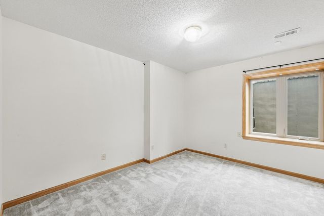 7806 E Champions Cir, Wichita, KS 67226