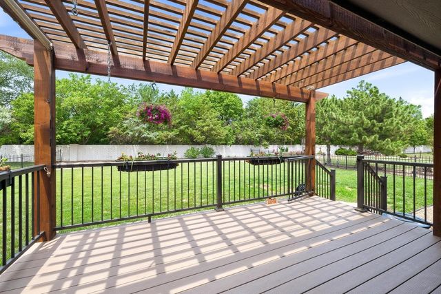 7806 E Champions Cir, Wichita, KS 67226