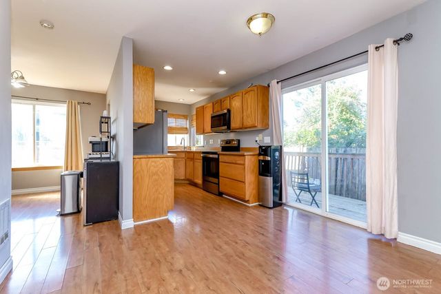 12211 2nd Avenue Ct E, Tacoma, WA 98445