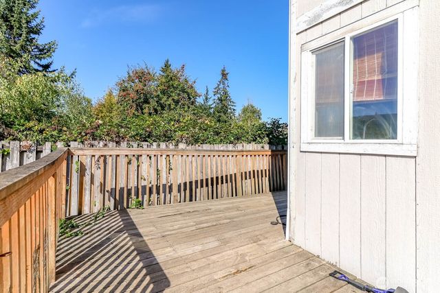 12211 2nd Avenue Ct E, Tacoma, WA 98445