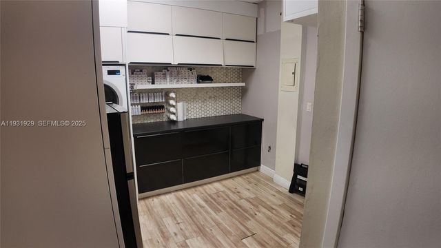 4721 NW 79th Ave, Doral, FL 33166