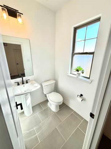 512 Virginia Way, Princeton, TX 75407