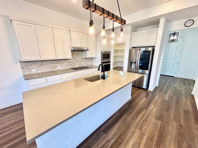 512 Virginia Way, Princeton, TX 75407