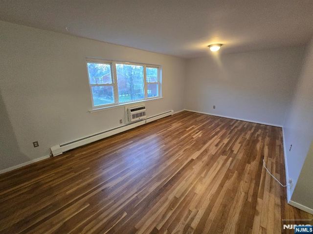 46 Regency Park, Ramsey, NJ 07446