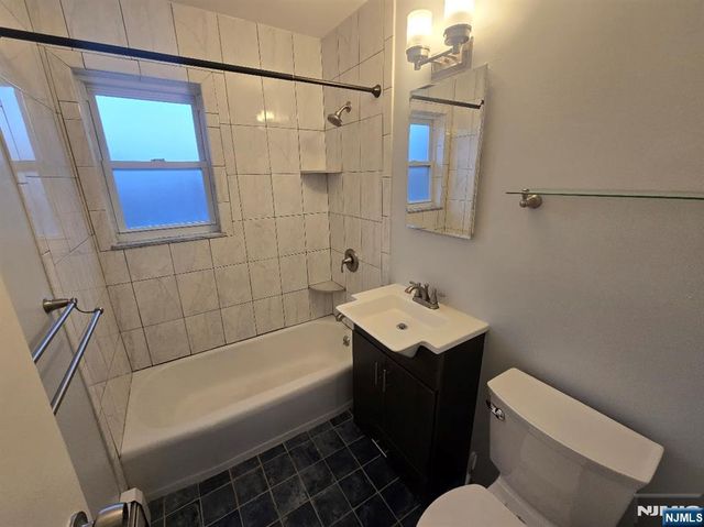 46 Regency Park, Ramsey, NJ 07446