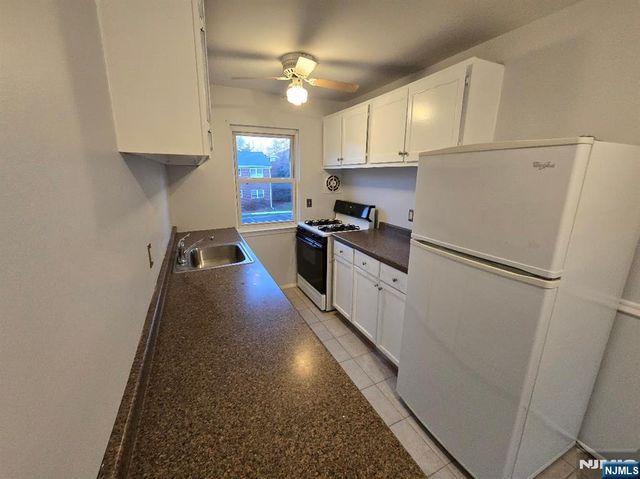 46 Regency Park, Ramsey, NJ 07446