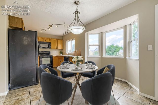 6620 Oakwood Boulevard, Colorado Springs, CO 80923