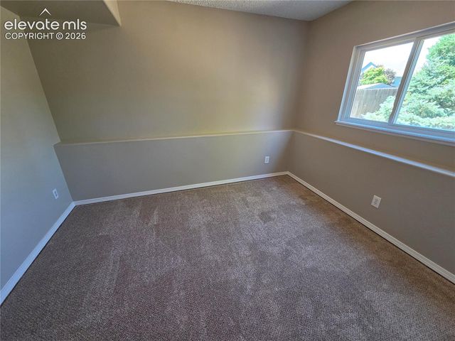 6620 Oakwood Boulevard, Colorado Springs, CO 80923