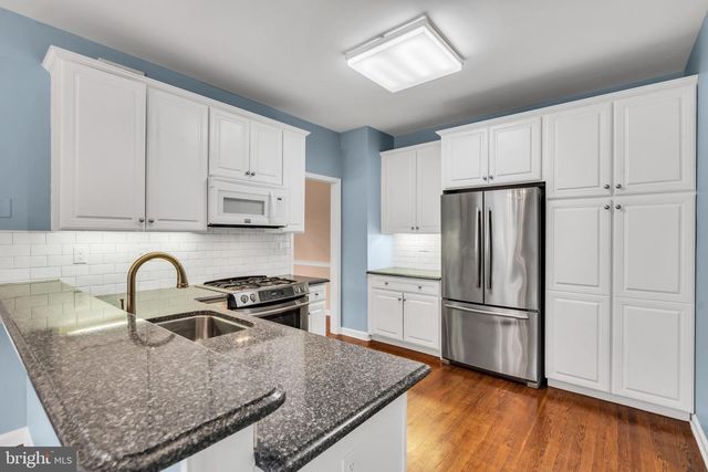 21 WILKINSON WAY, Princeton, NJ 08540