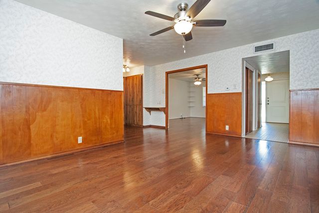 3222 Latham Drive, Dallas, TX 75229