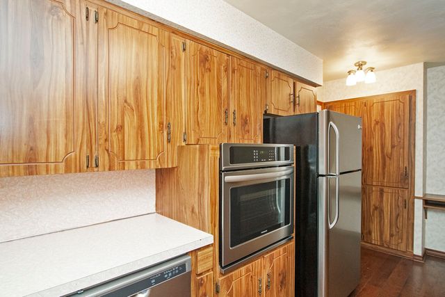 3222 Latham Drive, Dallas, TX 75229