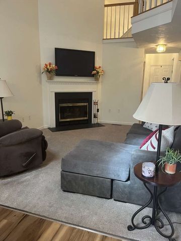 14 Millers Way D, Sutton, MA 01590
