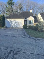 14 Millers Way D, Sutton, MA 01590