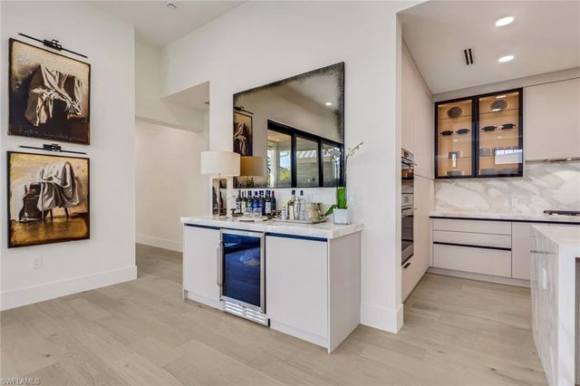 1150 8th TER N, Naples, FL 34102