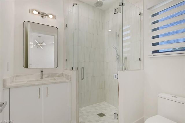 1150 8th TER N, Naples, FL 34102