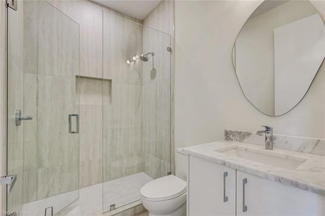 1150 8th TER N, Naples, FL 34102