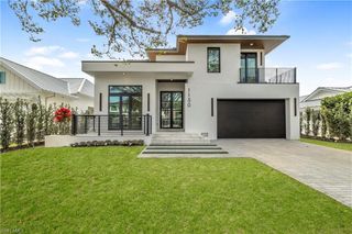 1150 8th TER N, Naples, FL 34102