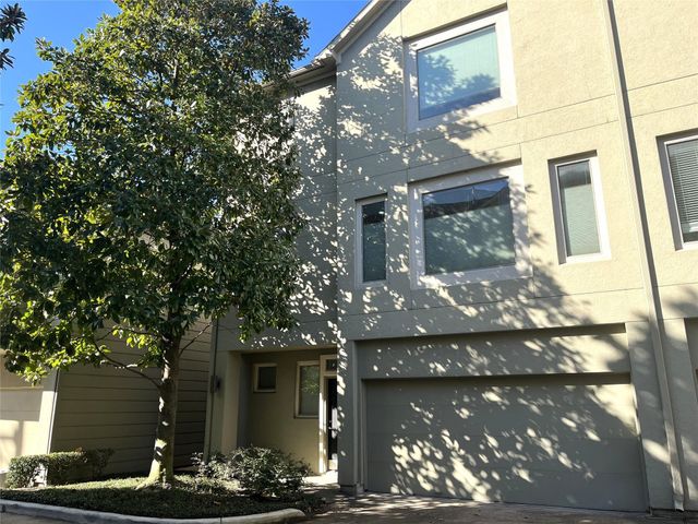 4338 Center Street, Houston, TX 77007