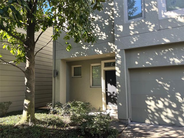 4338 Center Street, Houston, TX 77007