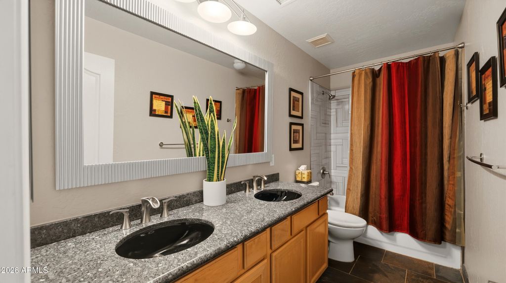 Image 24 of property listing at 4319 E MORNING VISTA Lane, Cave Creek, AZ 85331