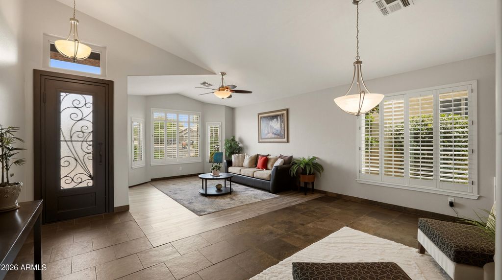 Image 6 of property listing at 4319 E MORNING VISTA Lane, Cave Creek, AZ 85331