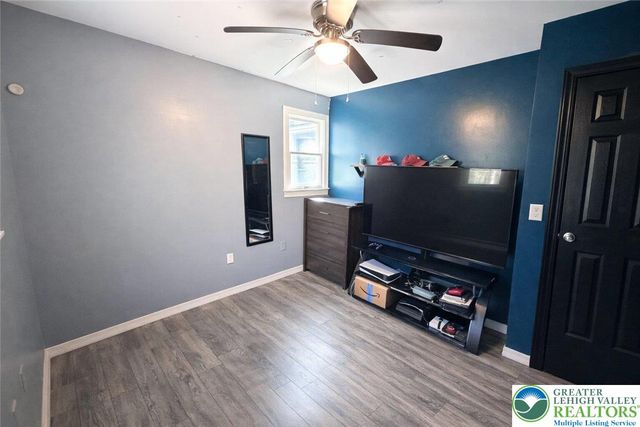 248 Lower Valley Drive, Polk Twp, PA 18058