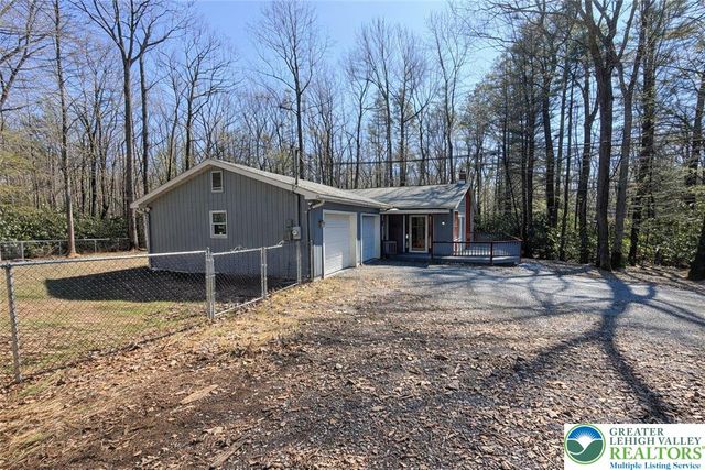 248 Lower Valley Drive, Polk Twp, PA 18058