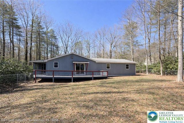 248 Lower Valley Drive, Polk Twp, PA 18058