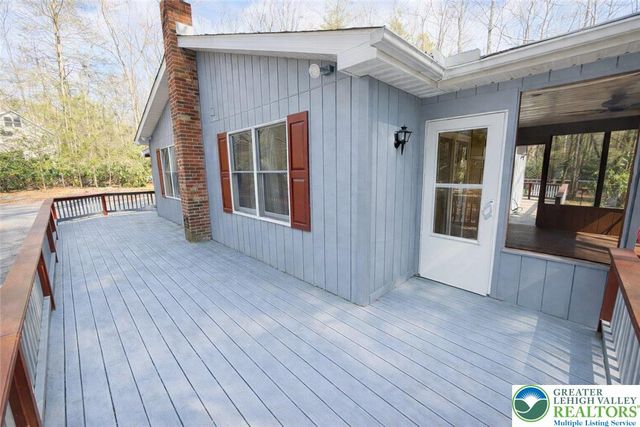 248 Lower Valley Drive, Polk Twp, PA 18058