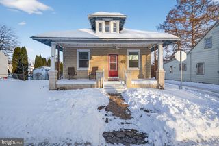 124 S KING ST, Annville, PA 17003