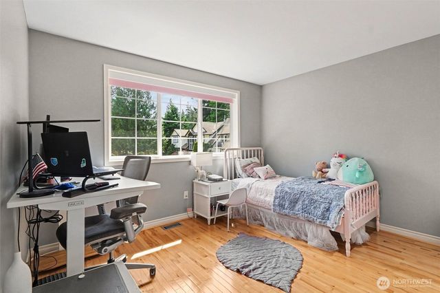 16420 SE 24th Street, Bellevue, WA 98008