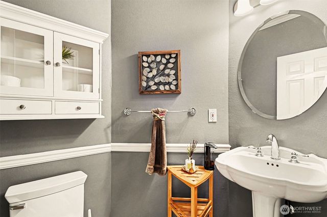 16420 SE 24th Street, Bellevue, WA 98008