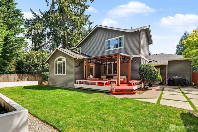 16420 SE 24th Street, Bellevue, WA 98008