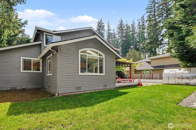 16420 SE 24th Street, Bellevue, WA 98008