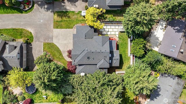 16420 SE 24th Street, Bellevue, WA 98008