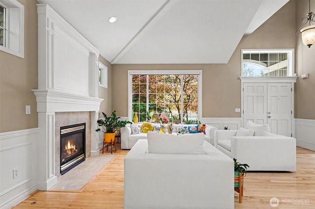 16420 SE 24th Street, Bellevue, WA 98008