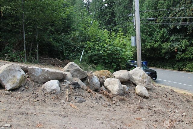 17701 SE 60TH Street, Bellevue, WA 98006