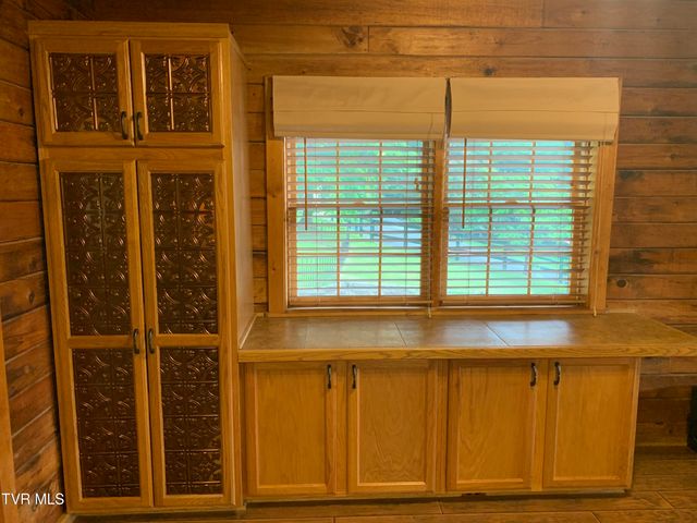 209 Brystone Drive, Gray, TN 37615